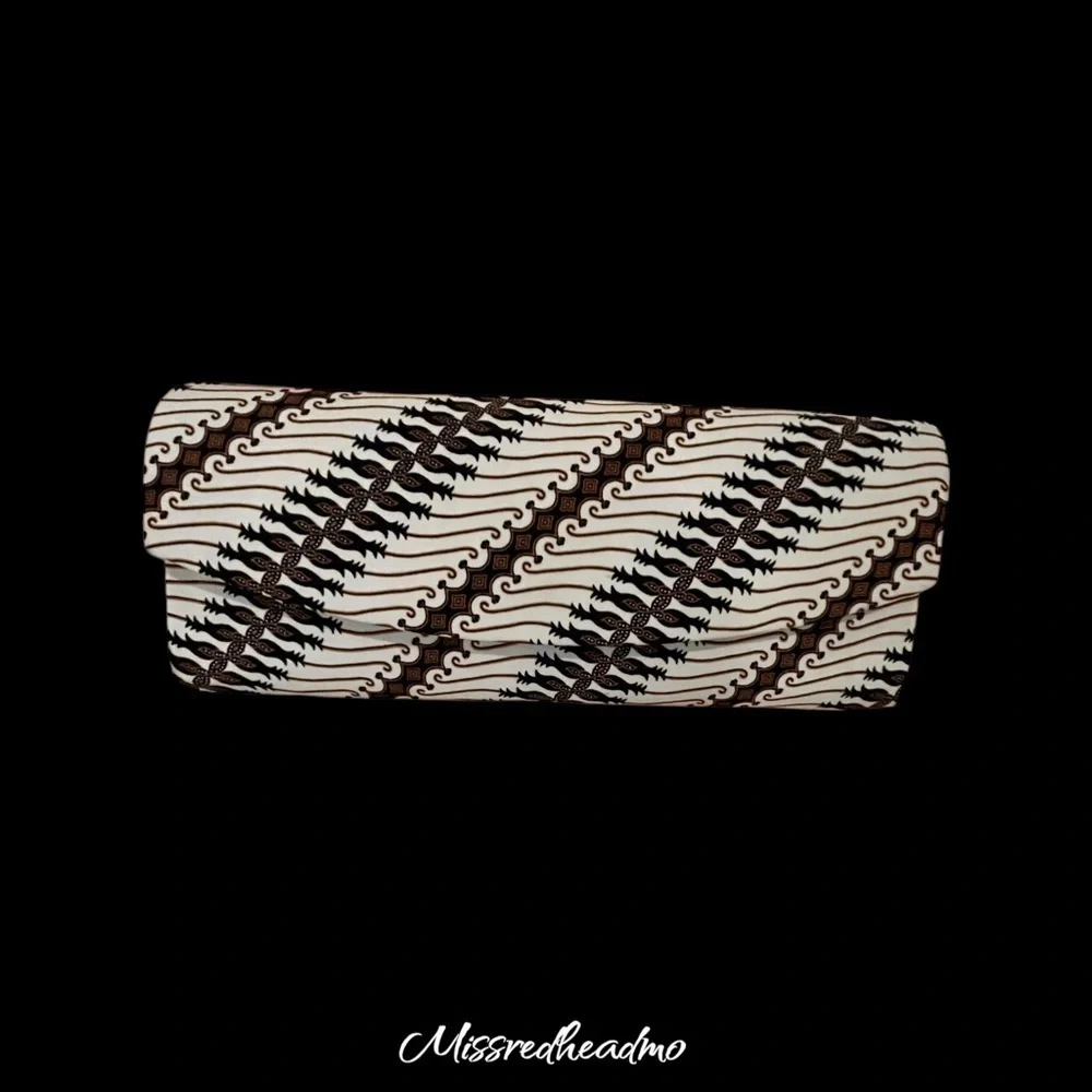 Stylish Black and White Clutch